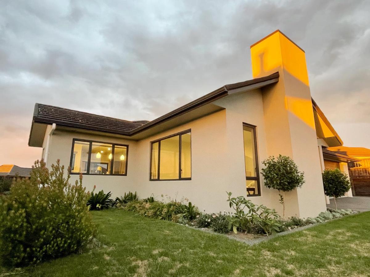 Modern，Spacious 5 Bedroom House In North Hamilton Zewnętrze zdjęcie